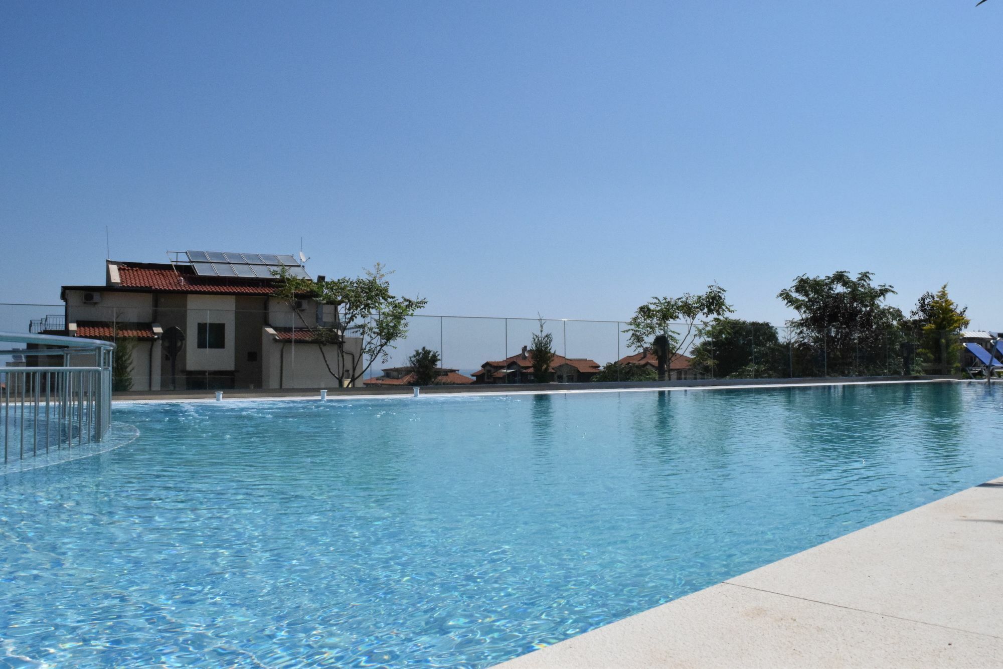 Cristiani Hotel Sozopol Exterior foto