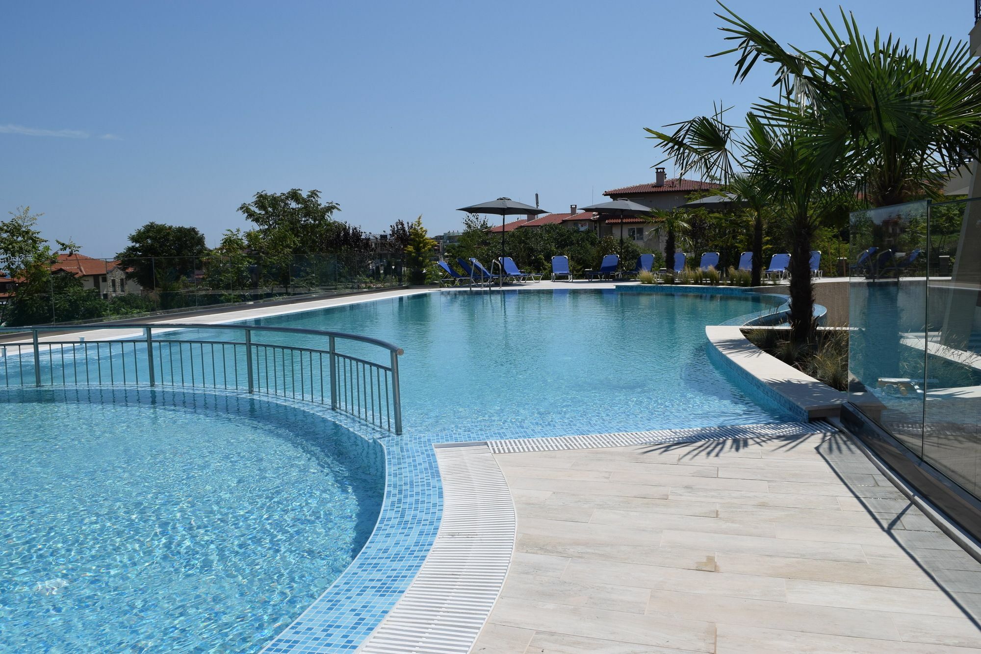 Cristiani Hotel Sozopol Exterior foto